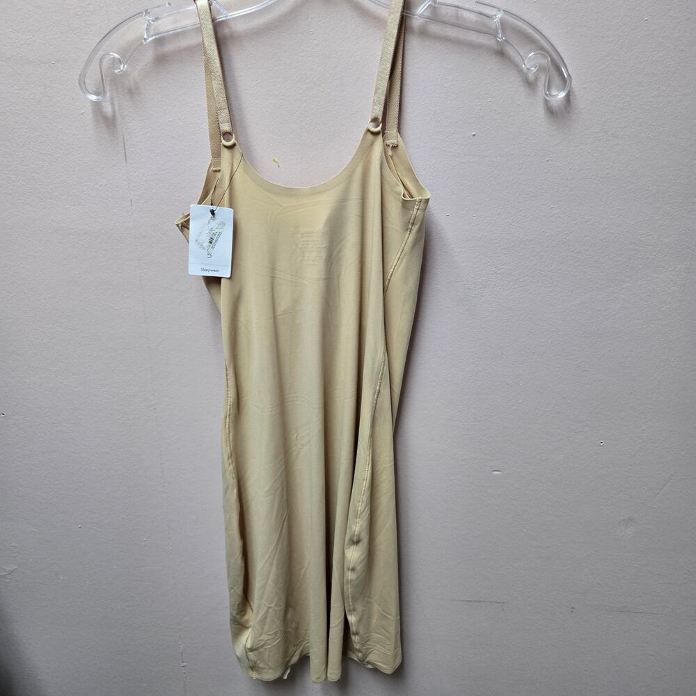 Calvin Klein Sleepwear Slip Chemise XS NWT Built In Bra Nude - Picture 4 of 5